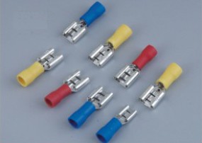Fully Insulated Female Connector